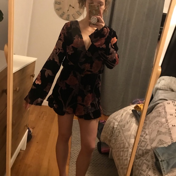 Floral romper - Picture 2 of 2